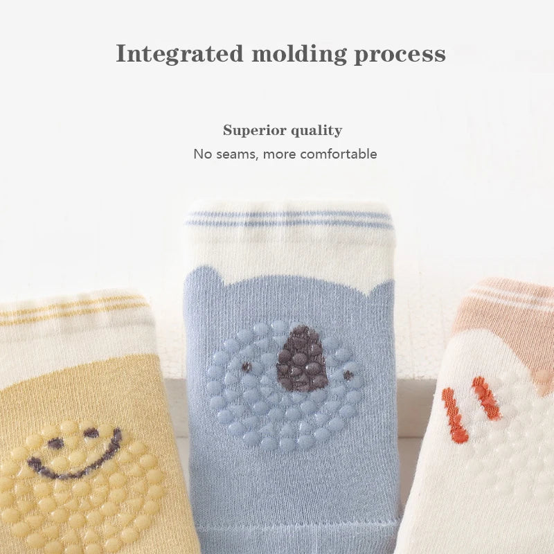 🧦 Krabbel-Knieschoner-Socken mit Cartoon-Motiven